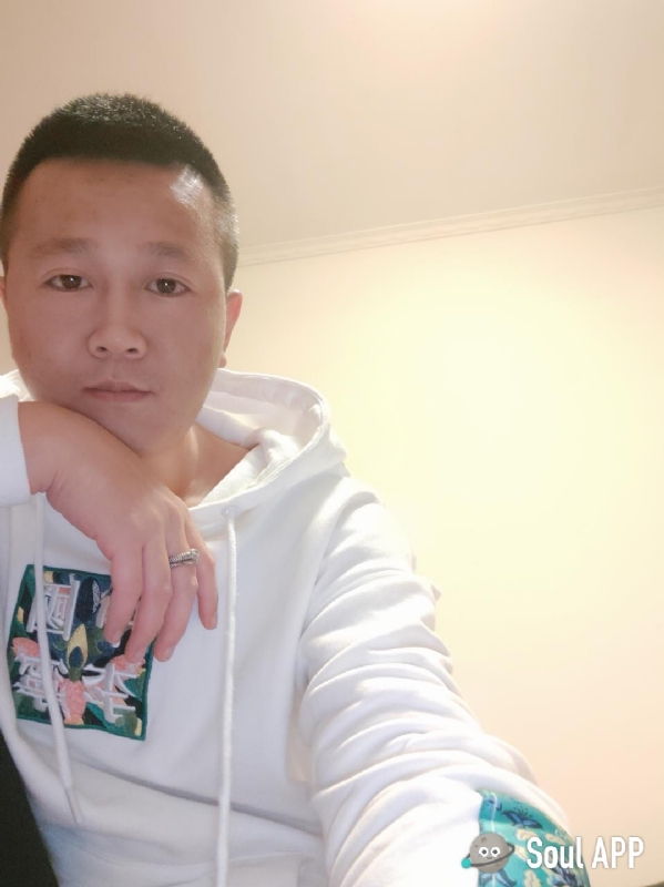 Away的第一张照片--德惠闪婚服务中心